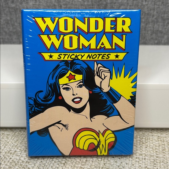The Unemployed Philosophers Guild Other - Wonder Woman Sticky Notes